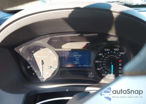 2015 Ford Explorer z USA, uszkodzony, nr VIN 1FM5K8B86FGA52097